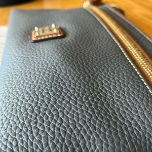Dooney and Bourke xl wristlet